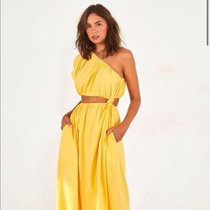 Yellow farm rio dress